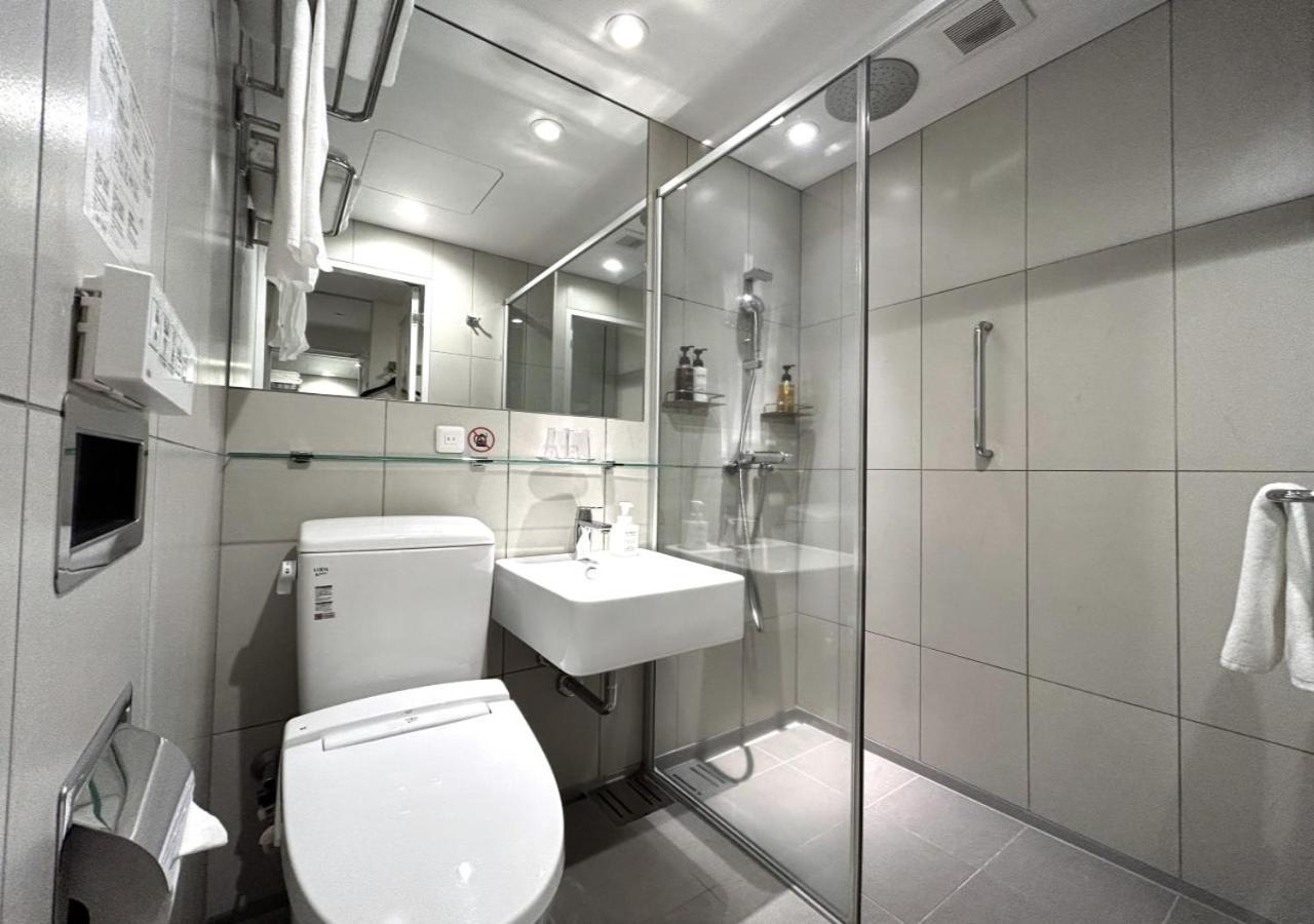 Smile Hotel Sapporo Susukino Minami Bagian luar foto